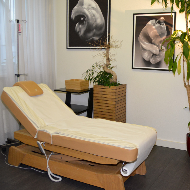 Untersuchungs- und Beratungszimmer 3